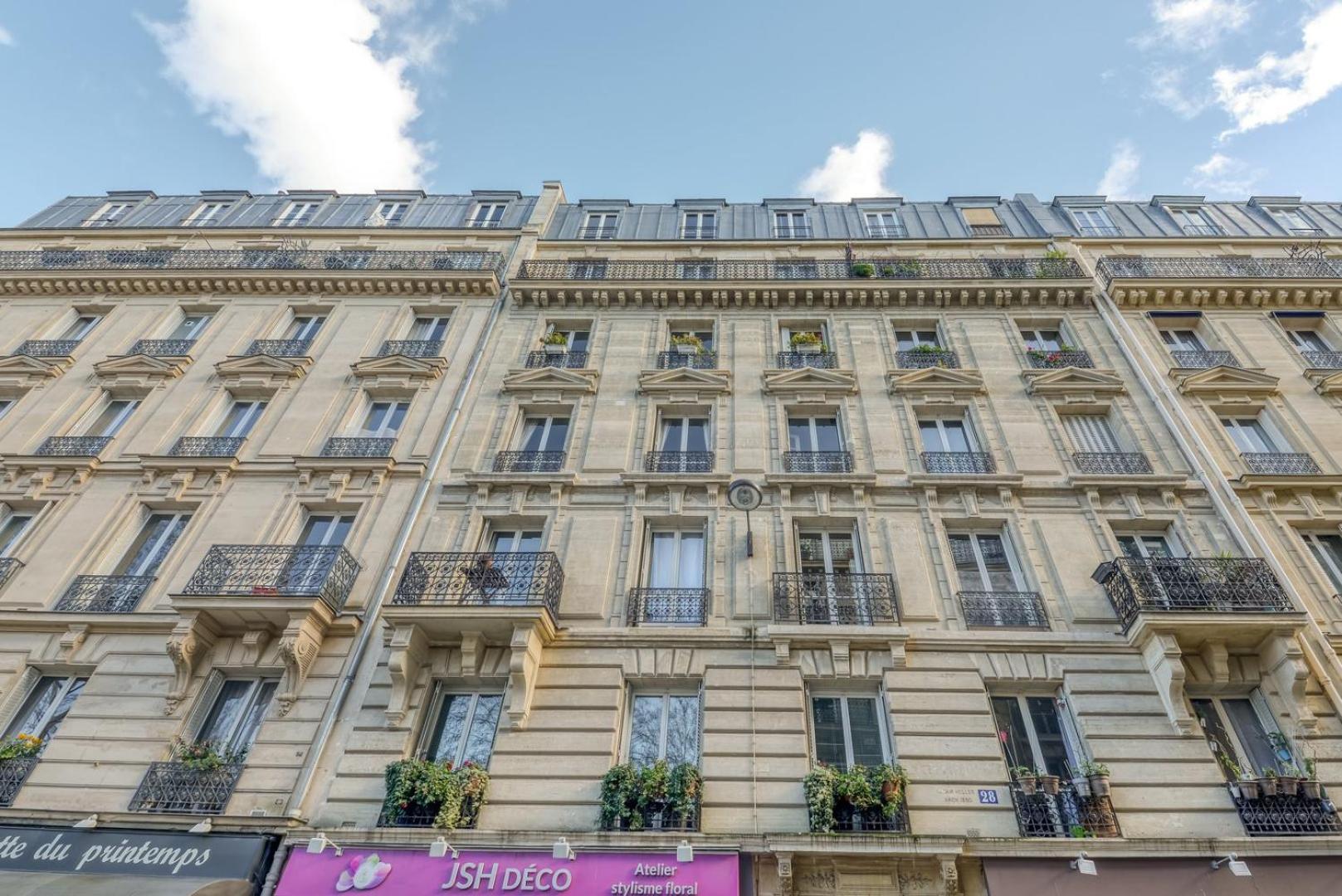 Appartamento Guestready - Apt Lumineux A Batignolles Parigi Esterno foto